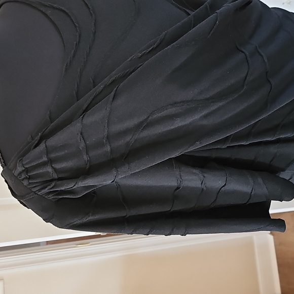 Dress - Picture 5 of 16